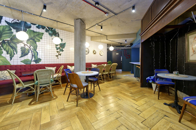 Room 2, Beautifully Designed Student Studio in London, London