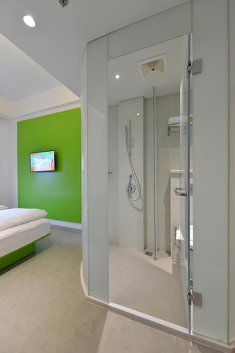 Bedroom 21
