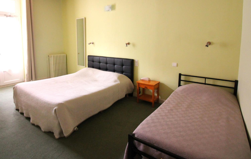 Bedroom 3, Fasthotel Pau-Centre HOTEL ADOUR, Pyrénées-Atlantiques