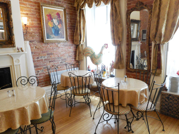 Food & Drinks, Castel d'Amerique Francaise, Communauté-Urbaine-de-Québec