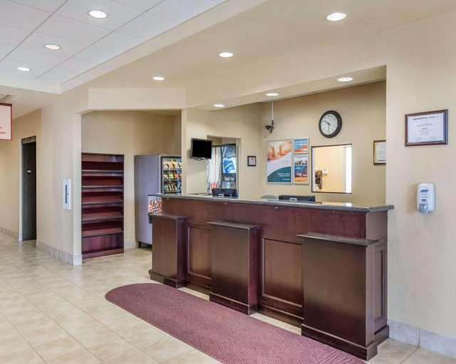 Public Area 2, Comfort Inn Sturgeon Falls, Nipissing