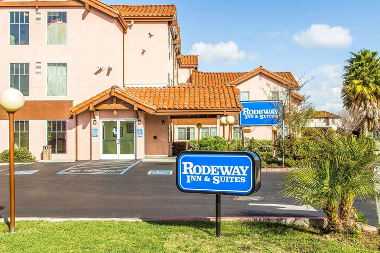 Exterior & Views 1, Rodeway Inn & Suites Hayward, Alameda