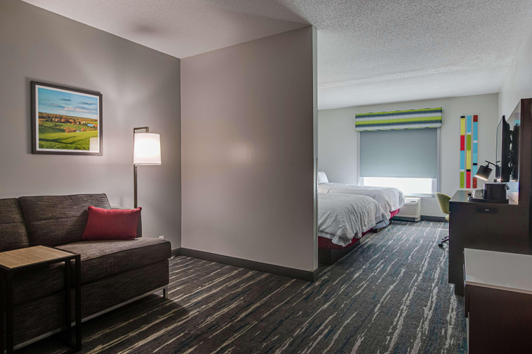 Bedroom 4, Hampton Inn By Hilton Oak Grove Fort Campbell, Christian