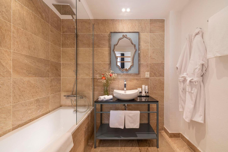 Bathroom 5, Sant Pere del Bosc Hotel & Spa, Girona