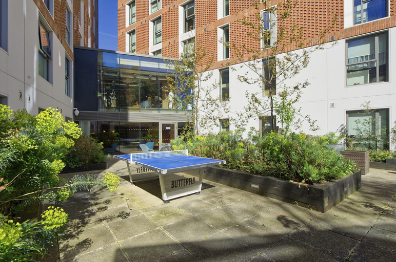 Room 4, Smart Living in West London Student Studio, London