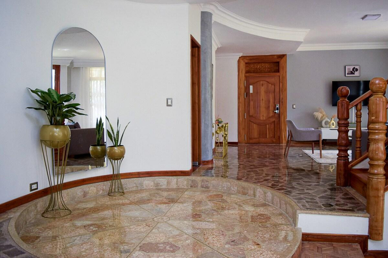 Others 5, Apartment in El Poblado 3 Bedrooms, Medellín