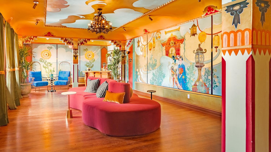 Public Area 3, The Nirvana Apartment Hotel, Los Angeles