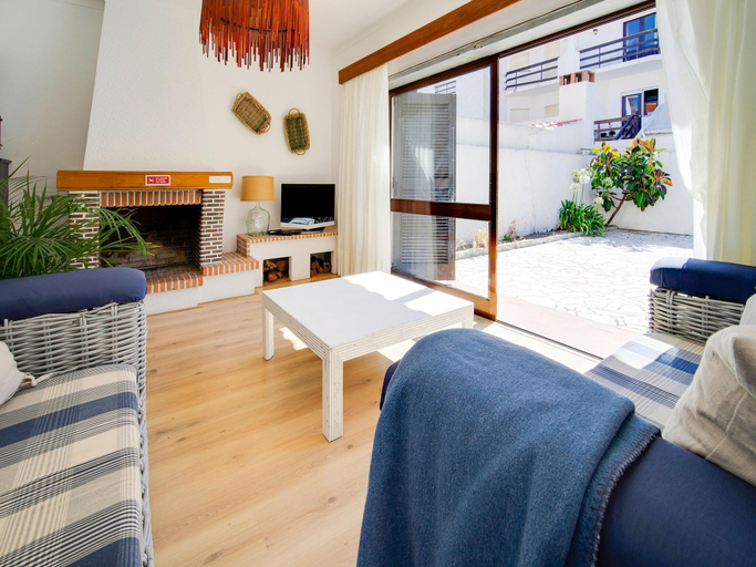 Others 4, Holiday Home near Baleal Beach, Peniche