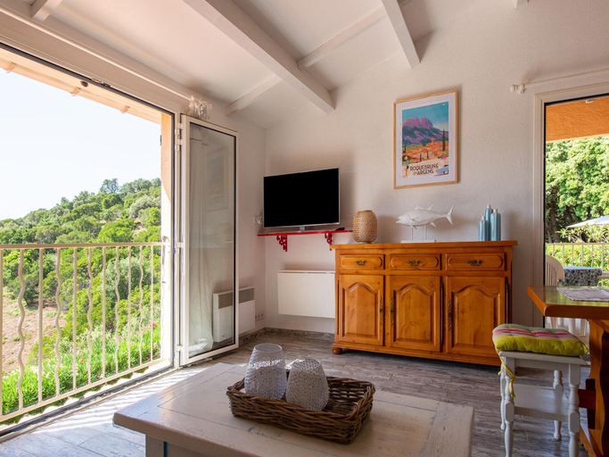 Others 5, Apartment near Saint Tropez Beach, Var