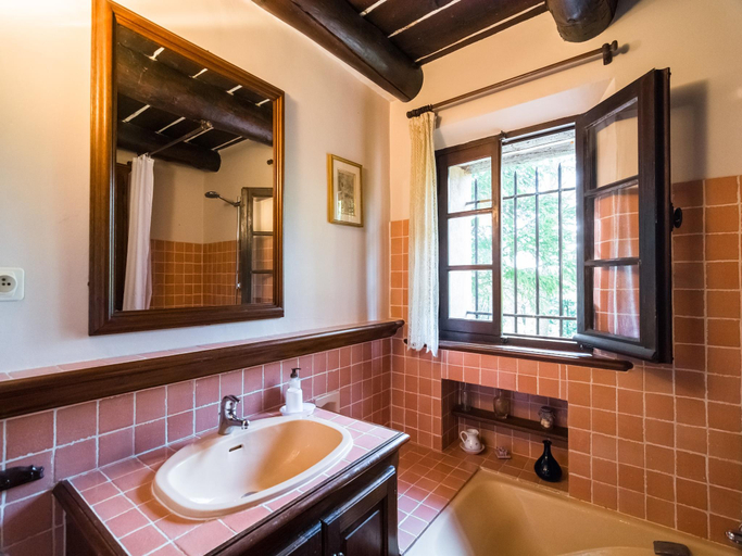 Bathroom 4, Provencal House in Seillans with Pool, Var