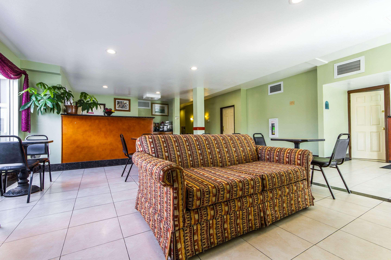 Public Area, Rodeway Inn & Suites Hayward, Alameda
