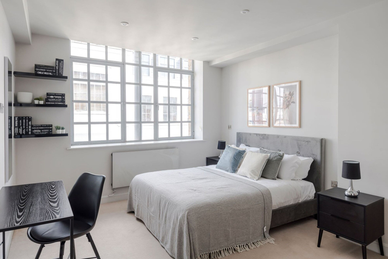 Room 5, London s Calling - Farringdon - by Frankie Says, London