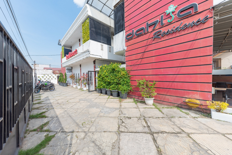 Exterior & Views 2, RedDoorz near UIN Sumatera Utara Medan, Medan