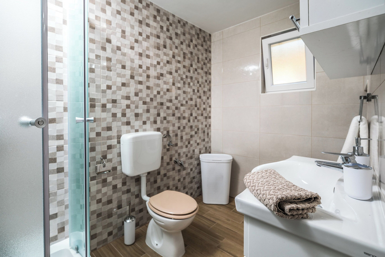 Bathroom 3, Apartments & Rooms Sunshine Home, Vela Luka