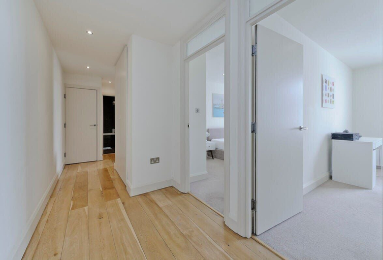 Others 5, 2 Bedroom Apartment - Bayswater, London