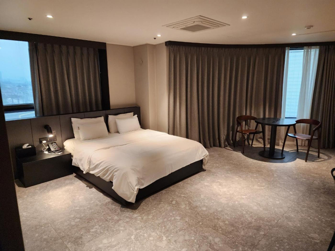 Bedroom 3, Queen Town Ilsan, Goyang