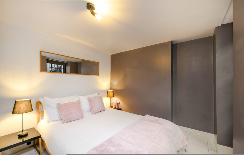 Room 2, Central Cove - Fitzrovia - by Frankie Says, London