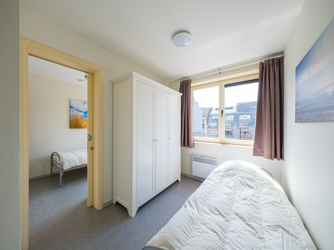 Bedroom 2, Spacious apartment with 3 bedrooms and garage, West-Vlaanderen