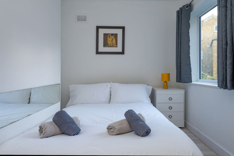 Room 3, Comfy Flat Near Portobello Road, London
