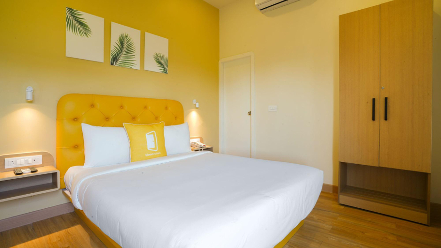 Bedroom 3, Bloom Hotel - Magarpatta, Pune