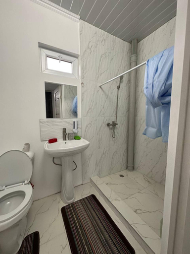 Bathroom 2, Ni Guest House, Raiymbekskiy