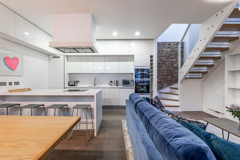 Room 3, Stanhope Mews Style - 4sms, London