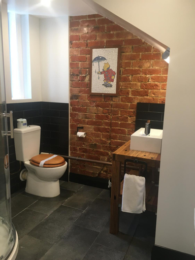 Bathroom 3, Sahara Guesthouse & Motels, Dunedin