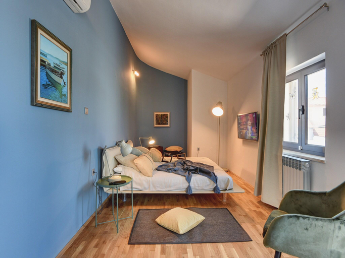 Bedroom 3, Villa in Stinjan with Pool and Sea View, Pula