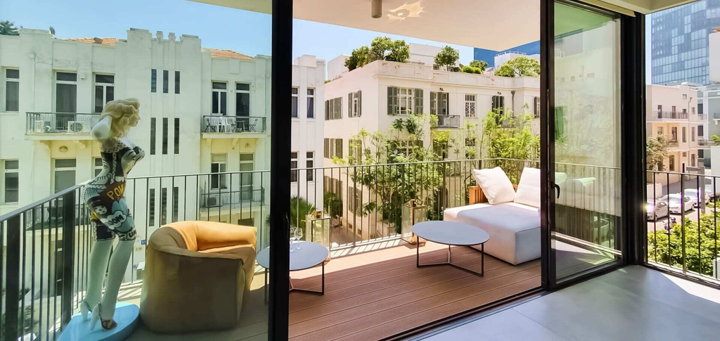 Others 3, Exclusive 3BDR Near Rothschild TL40