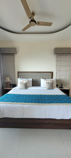 Bedroom 2, Imperial Heights Resort, Almora