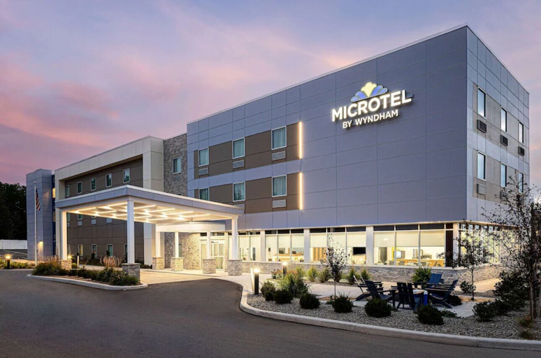 Exterior & Views 2, Microtel Inn & Suites by Wyndham Prattville Montgomery, Elmore
