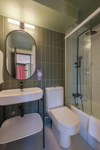 Bathroom 3, Apt Serviced Apartments Santiago, Santiago