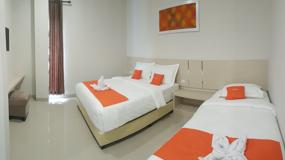 Jorrel Inn Banyuwangi Room Type - Suite Triple