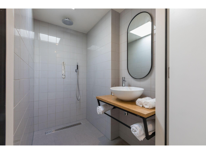 Bathroom 2, Studio in Domburg near Beach and Nature Reserve, Veere