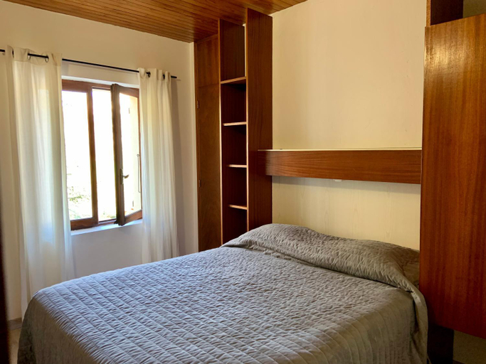 Bedroom 2, Le Pidanoux, Alpes-de-Haute-Provence