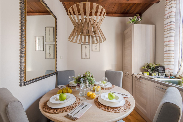 Room 3, Castruccio s Heritage Haven, Lucca