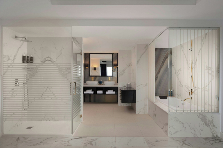 Bathroom 5, Four Points by Sheraton Costa Blanca Resort, Alicante