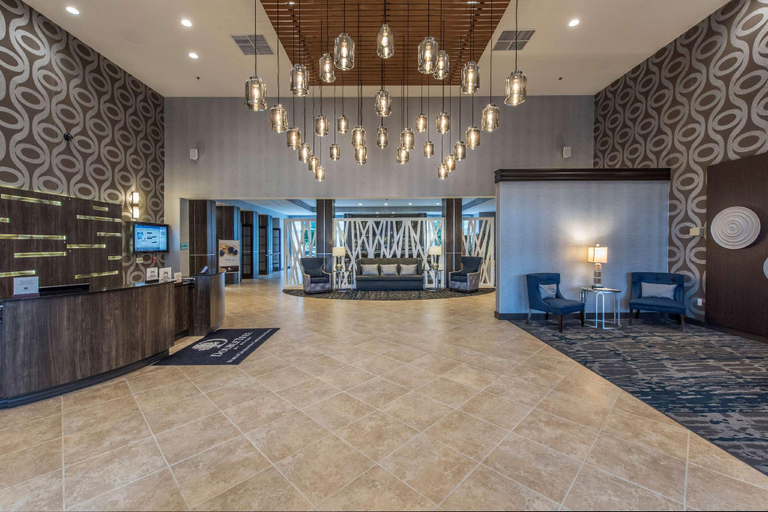 Public Area 4, DoubleTree by Hilton North Charleston - Convention Center, Charleston