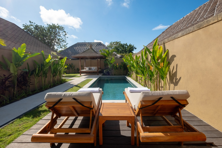 Swimming Pool 4