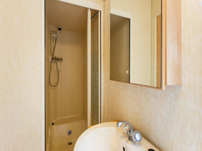 Bathroom 4, Mobile Home in Var near Miramar Beach, Var