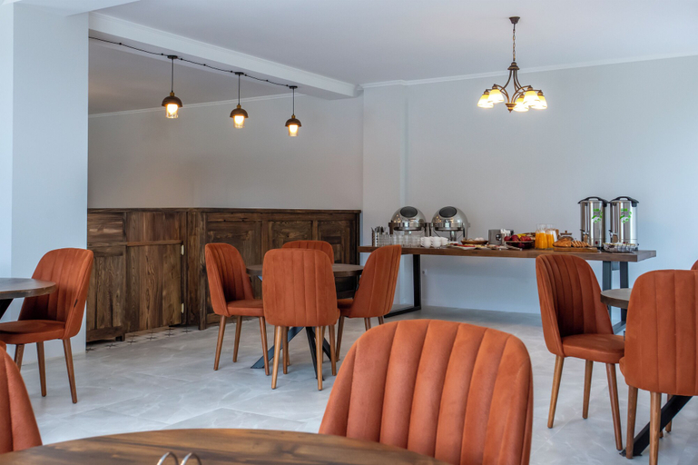 Food & Drinks 4, Residence Kazbegi, Kazbegi