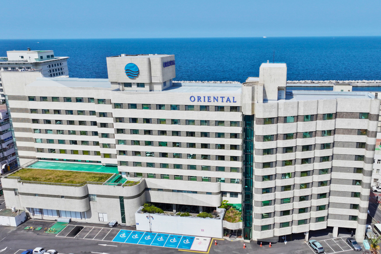 Exterior & Views, Jeju Oriental Hotel & Casino, Jeju