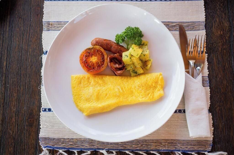 Food & Drinks 4, Tala Honeymoon Private Villa, Gianyar