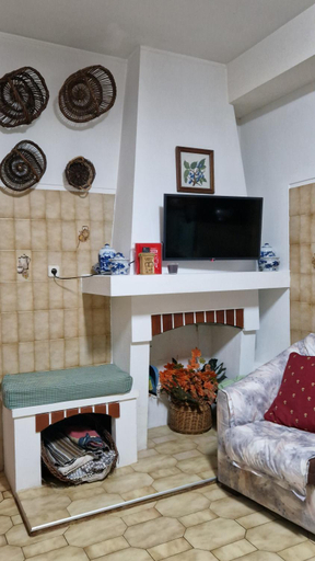 Others 5, Casa Macedo, Alfândega da Fé