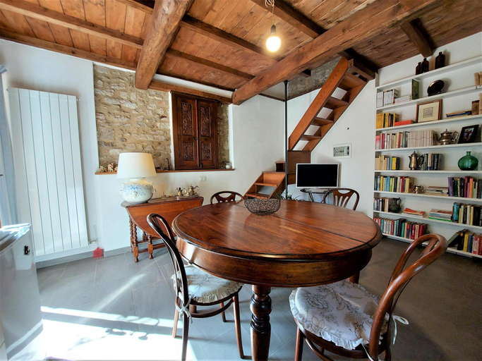 Others 5, Holiday Home in Tuscany near Lucca, Lucca
