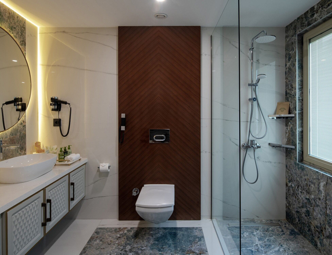 Bathroom 5, Vogue Hotel Supreme Bodrum, Bodrum