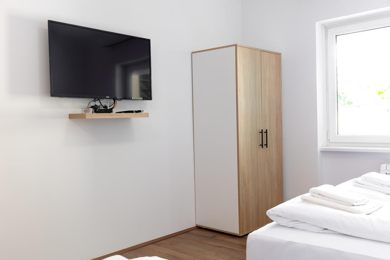 Others 3, Luna Nera apartments, Novi Sad