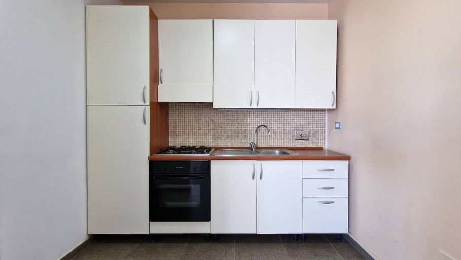 Room 2, Residence Arainn Ozan 2 Posti con Piscina Wifi, Lecce