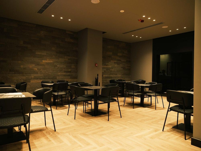Food & Drinks 5, The Central View Boutique Hotel, Vlorës
