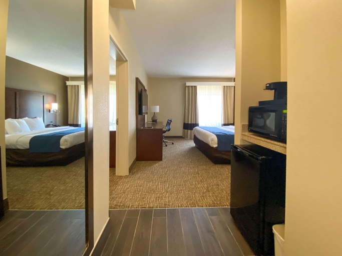 Bedroom 3, Comfort Inn East Windsor - Springfield, Hartford